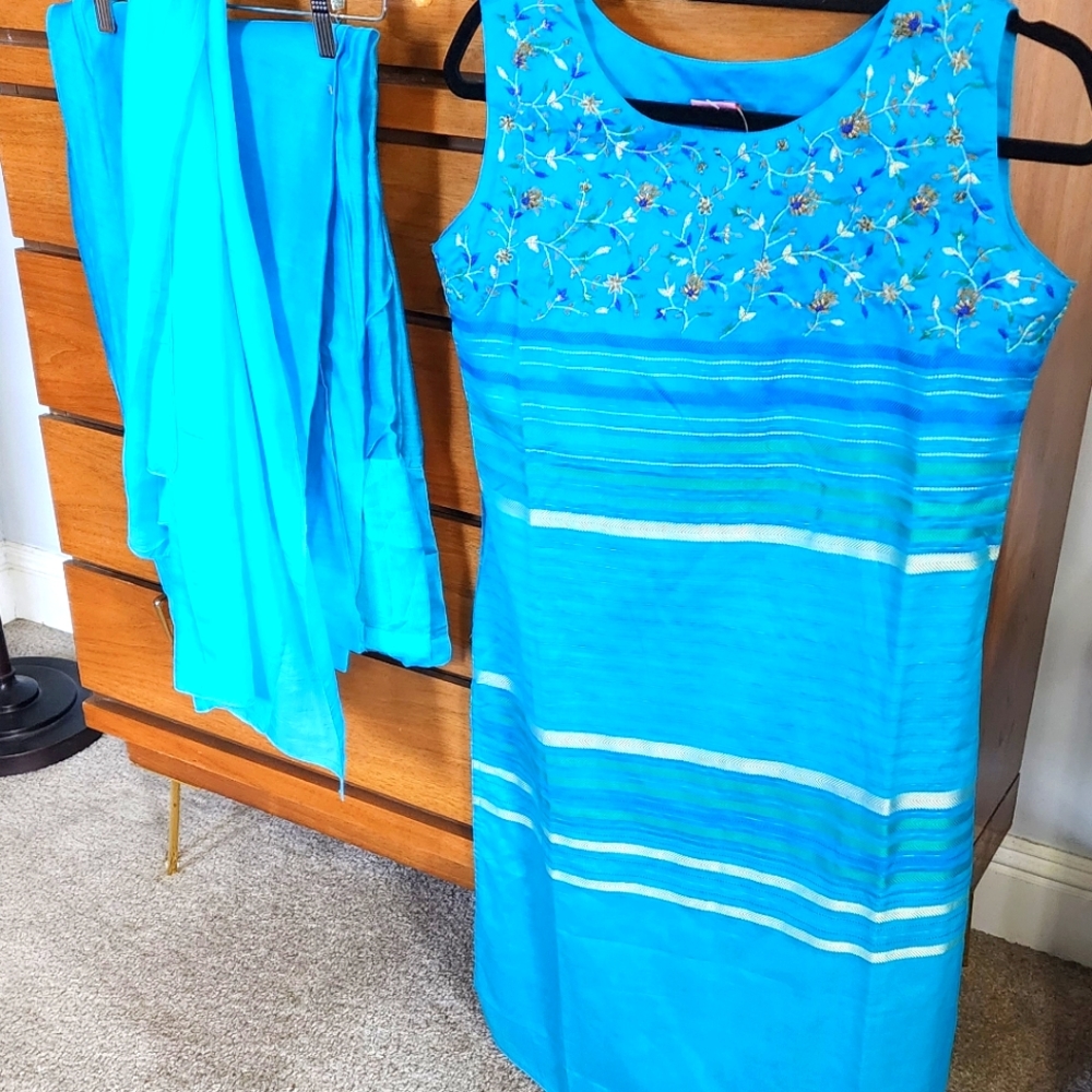 Turquoise teal silk kurta brand new, size 10